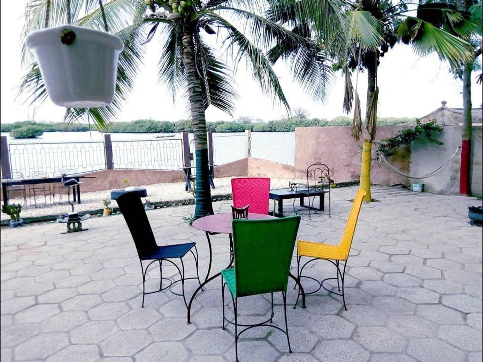 Auberge Cafétéria Restaurant Cœur Océan Joal-Fadiout Exterior foto